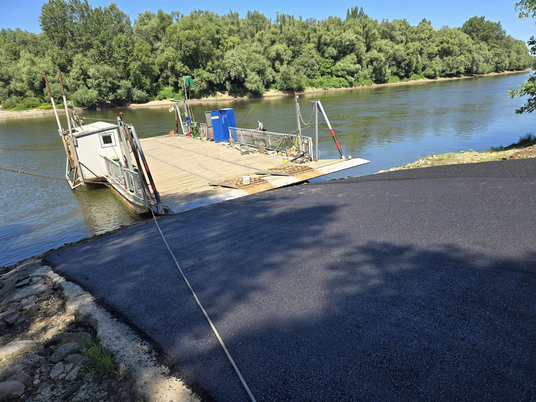 Révjáró aszfaltozása